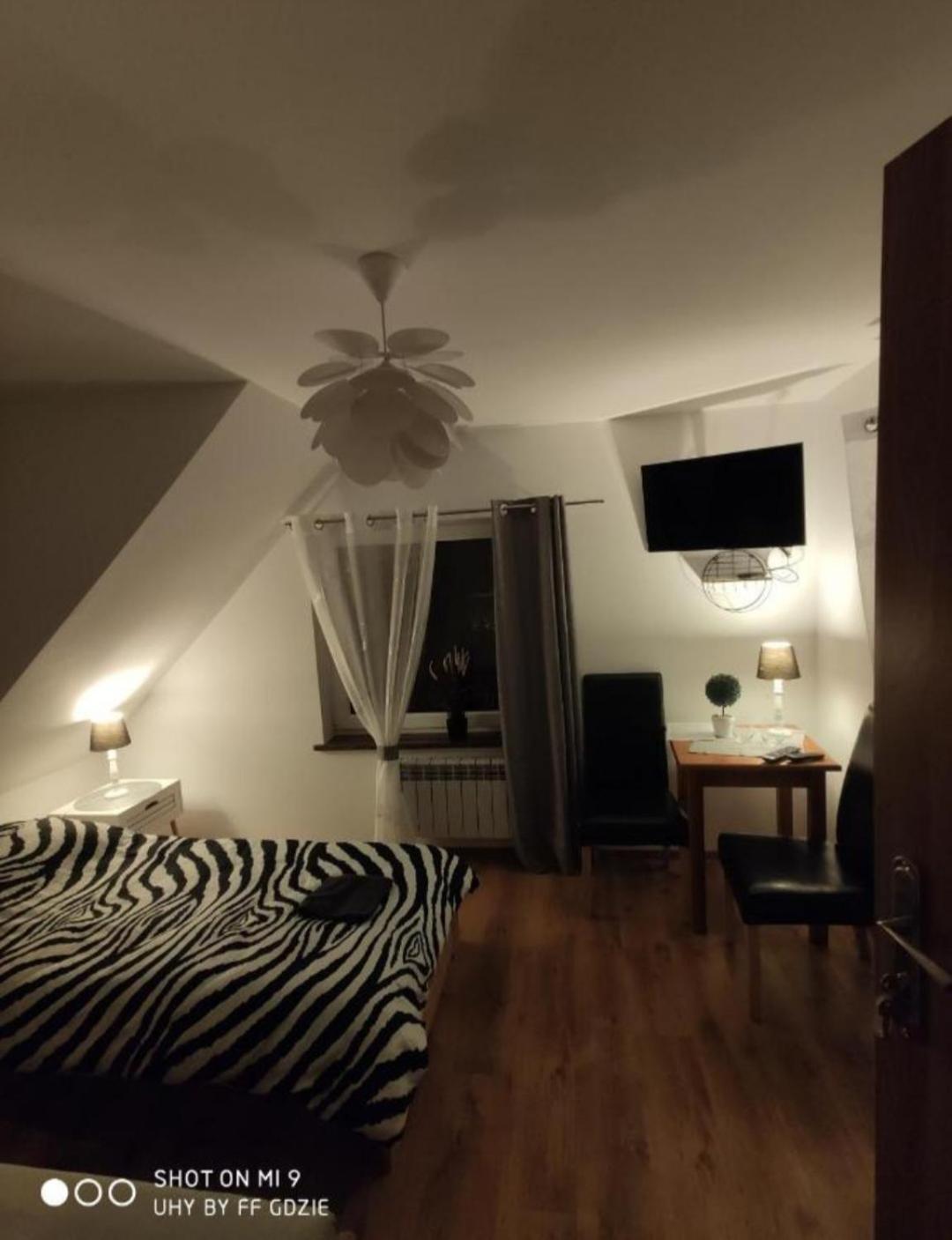 Apartamenty Pod Sosnami Ostroda Miedzylesie 6Os Phòng bức ảnh